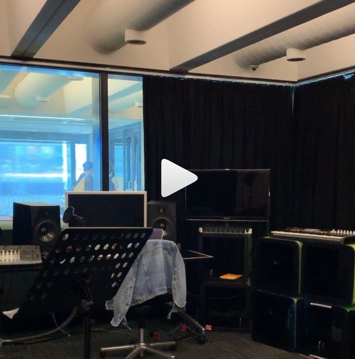 MORE BEHIND THE SCENES FOOTAGE