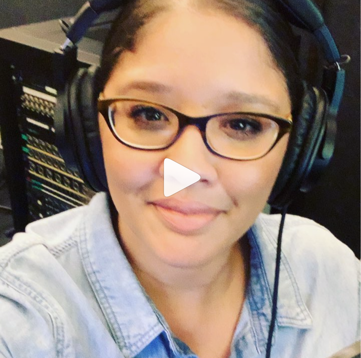 Monday the 13th on The Desmore Chats With Podcast…